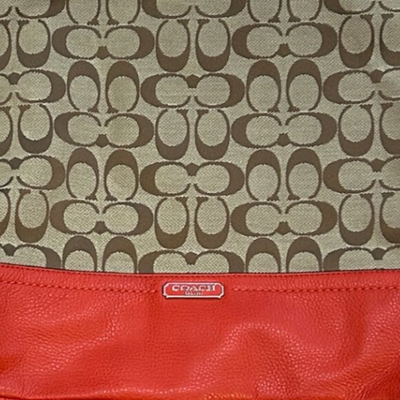Coach Signature Park Hobo Purse F23279 SV/Khaki/Vermillion with Crossbody Strap - Picture 8 of 9